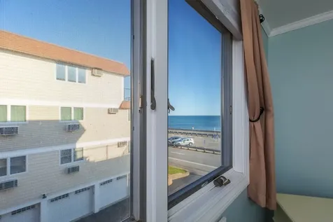 407 Ocean Boulevard Hampton NH 03842