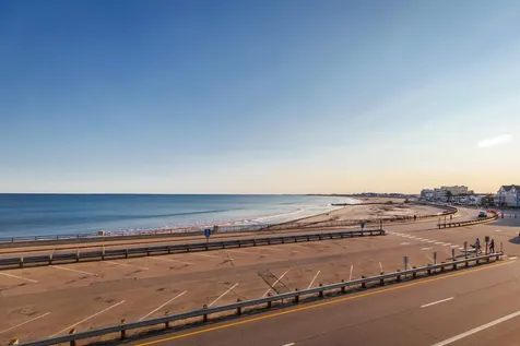 407 Ocean Boulevard Hampton NH 03842
