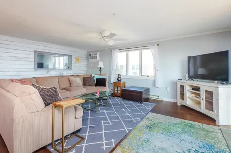 407 Ocean Boulevard Hampton NH 03842