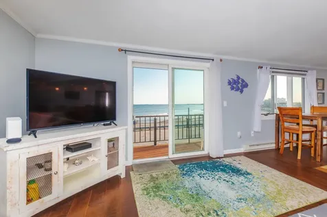 407 Ocean Boulevard Hampton NH 03842