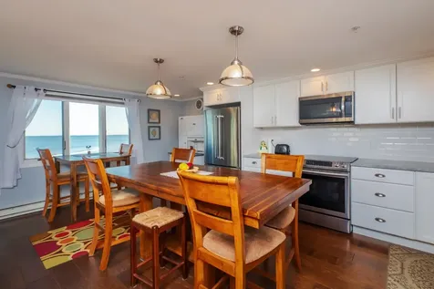 407 Ocean Boulevard Hampton NH 03842