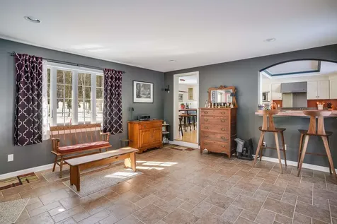 5 Apple Hill Road Sunapee NH 03782