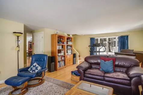 5 Apple Hill Road Sunapee NH 03782