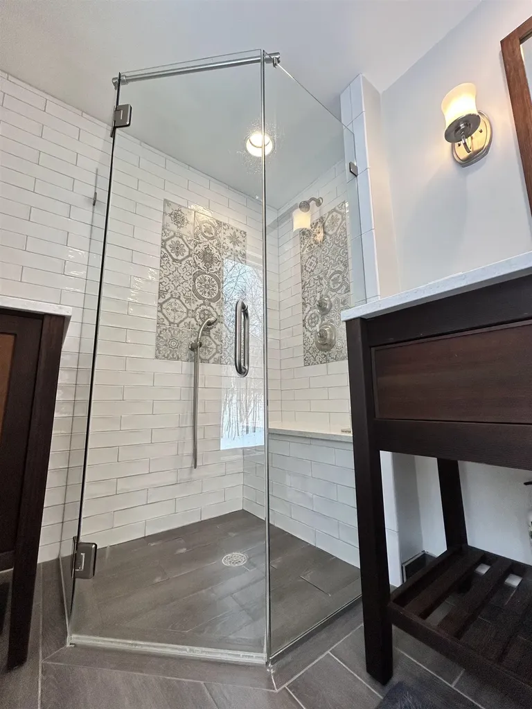 294 Green Peak Orchard S Dorset VT 05251