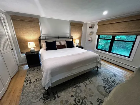 294 Green Peak Orchard S Dorset VT 05251