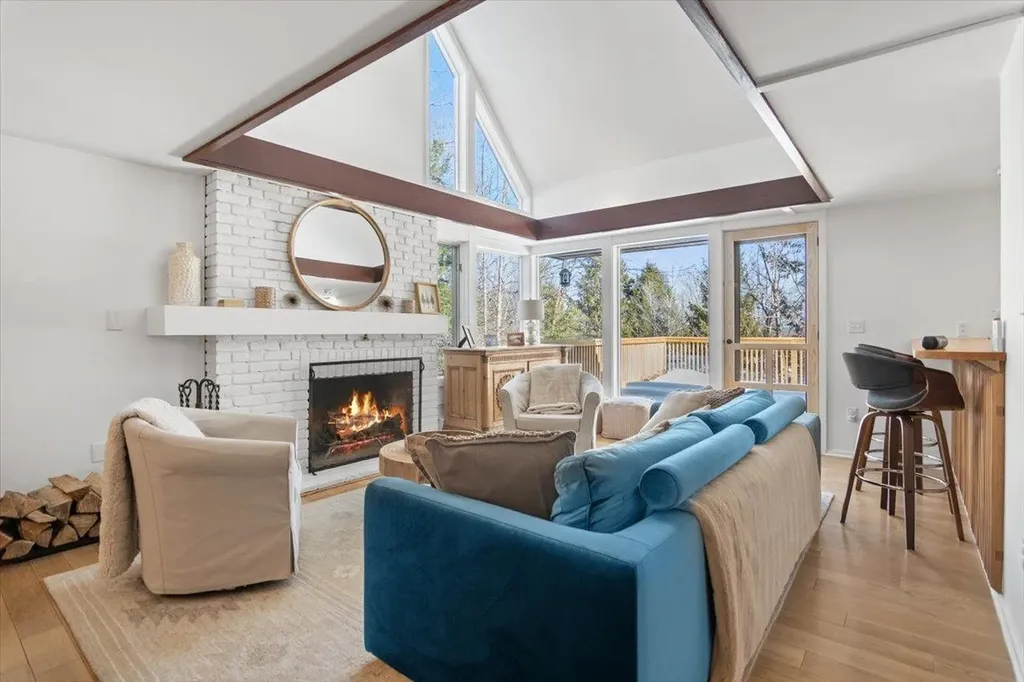 50 Hilltop Road Winhall VT 05340
