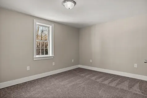 17 Waumbeck Road Wolfeboro NH 03894