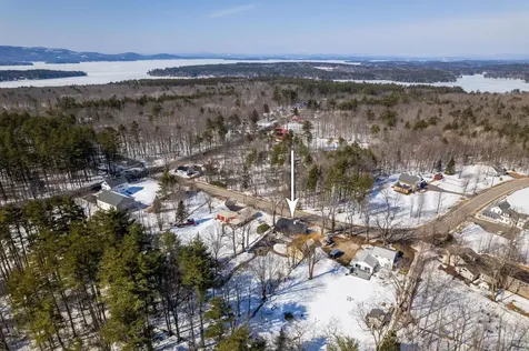 17 Waumbeck Road Wolfeboro NH 03894