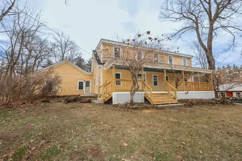 17 Waumbeck Road Wolfeboro NH 03894