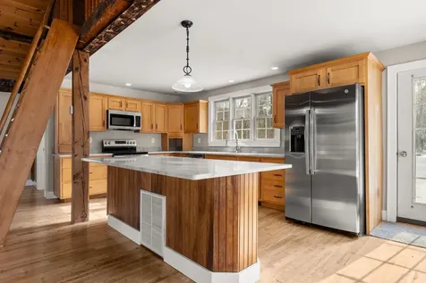17 Waumbeck Road Wolfeboro NH 03894