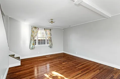 77 Manhattan Drive Burlington VT 05401