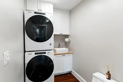 77 Manhattan Drive Burlington VT 05401