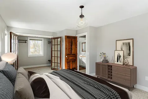77 Manhattan Drive Burlington VT 05401