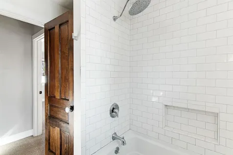 77 Manhattan Drive Burlington VT 05401