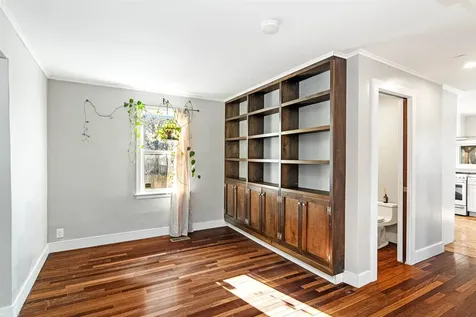 77 Manhattan Drive Burlington VT 05401