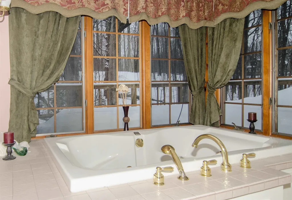 329 Caswell Avenue Derby VT 05830