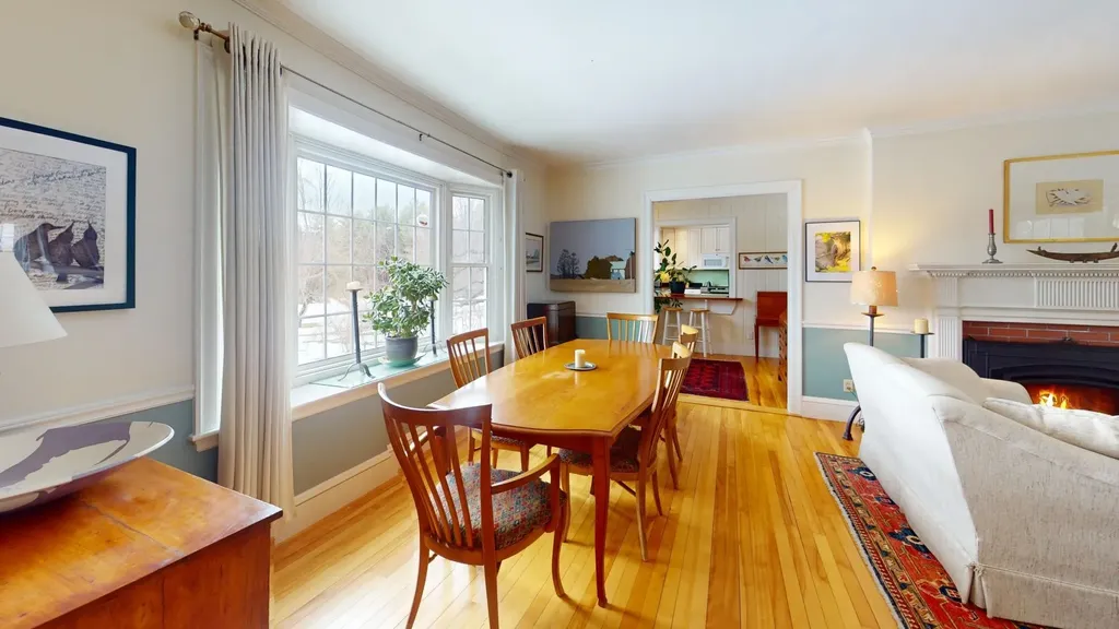 139 Hopkinton Road Concord NH 03301