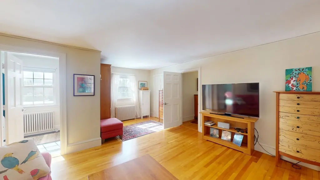 139 Hopkinton Road Concord NH 03301