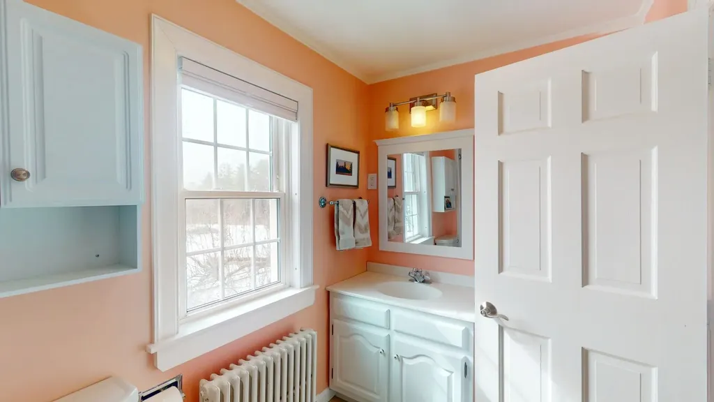 139 Hopkinton Road Concord NH 03301