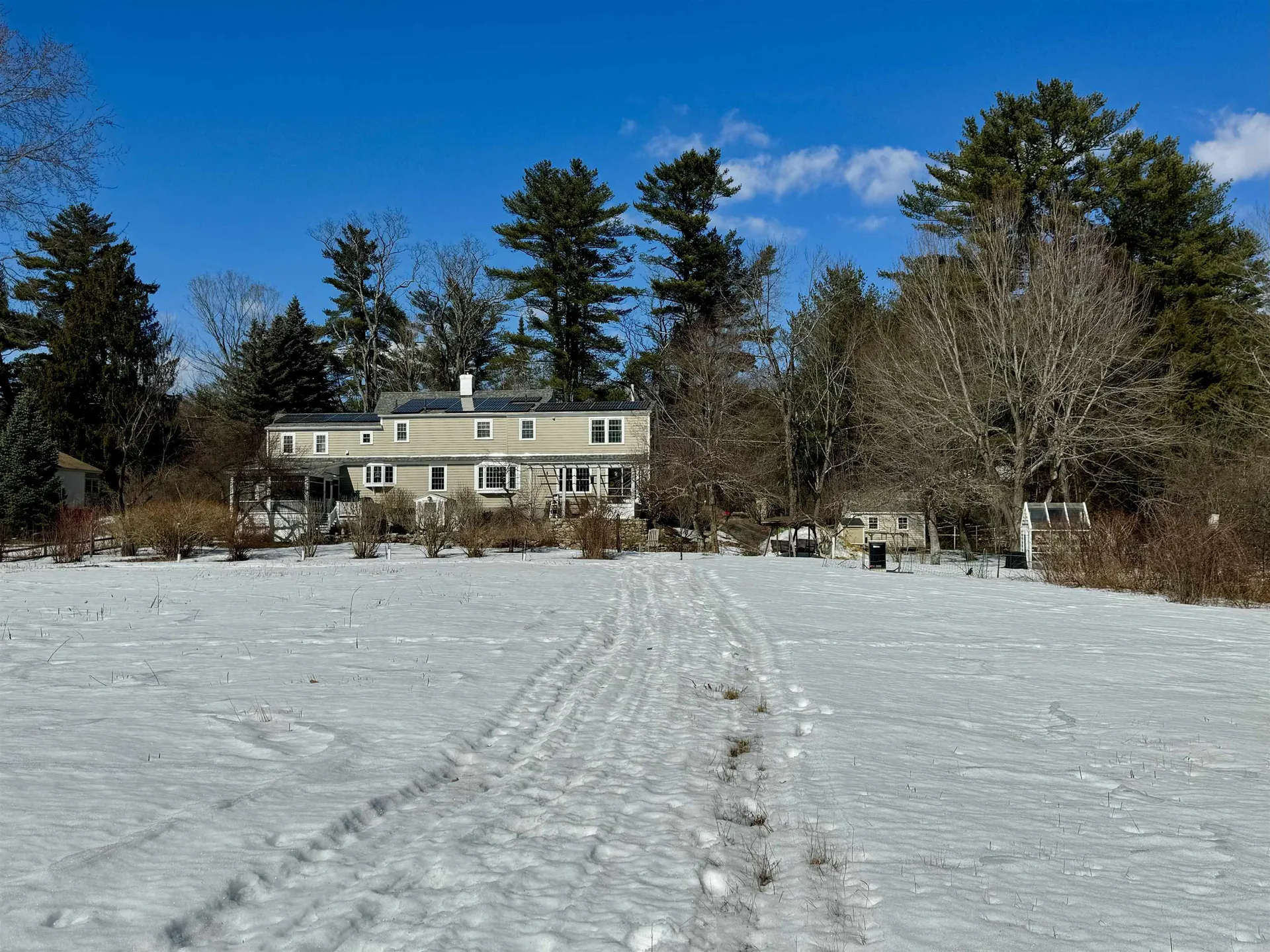 139 Hopkinton Road Concord NH 03301