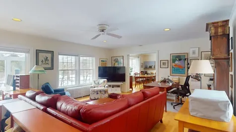 139 Hopkinton Road Concord NH 03301