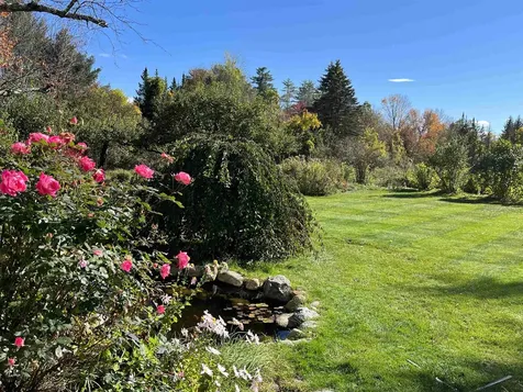 139 Hopkinton Road Concord NH 03301