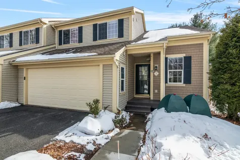 5 Thrush Lane Essex VT 05452
