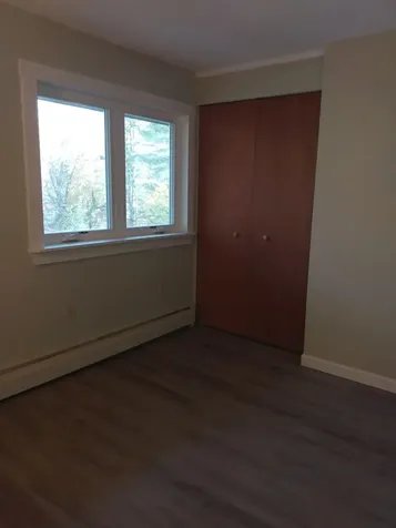 39 Brookside Drive Brattleboro VT 05301