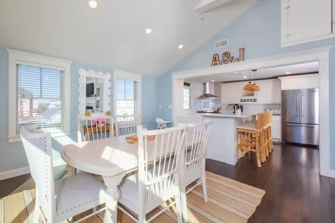 11 Epping Avenue Hampton NH 03842
