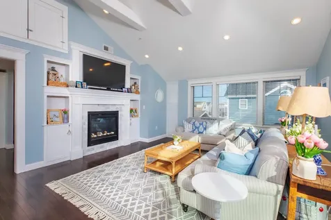 11 Epping Avenue Hampton NH 03842