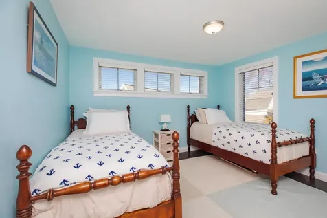 11 Epping Avenue Hampton NH 03842