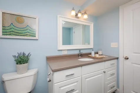 11 Epping Avenue Hampton NH 03842