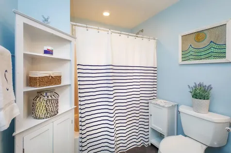 11 Epping Avenue Hampton NH 03842