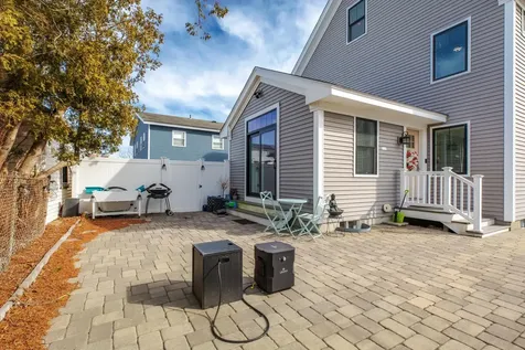 11 Epping Avenue Hampton NH 03842
