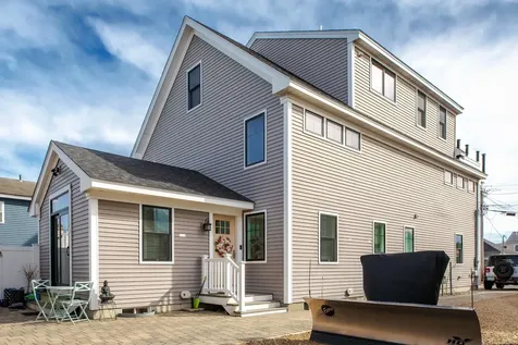 11 Epping Avenue Hampton NH 03842