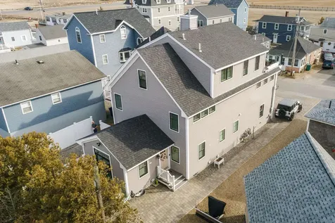 11 Epping Avenue Hampton NH 03842