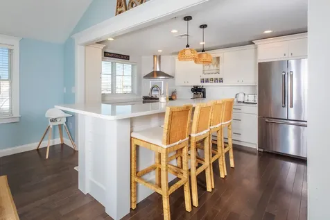 11 Epping Avenue Hampton NH 03842