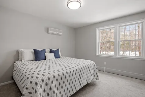 23 Maiden Lane Bedford NH 03110