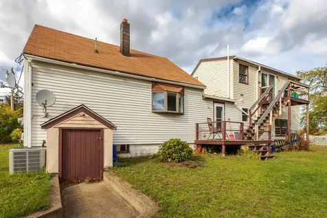 304 South Main Street Seabrook NH 03874