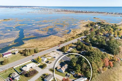 304 South Main Street Seabrook NH 03874