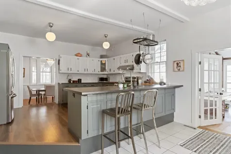 497 Sherburne Road Portsmouth NH 03801