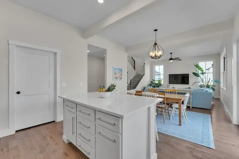 92 Elmore Street Shelburne VT 05482