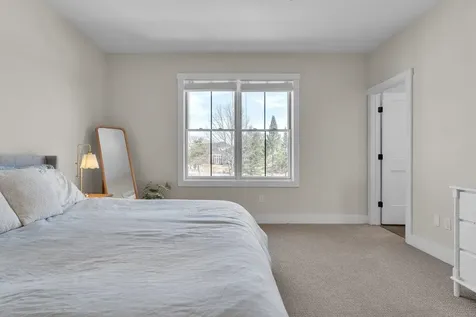 92 Elmore Street Shelburne VT 05482