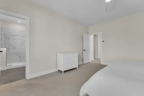 92 Elmore Street Shelburne VT 05482