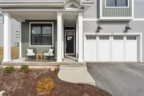 92 Elmore Street Shelburne VT 05482