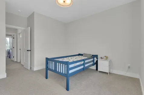 92 Elmore Street Shelburne VT 05482