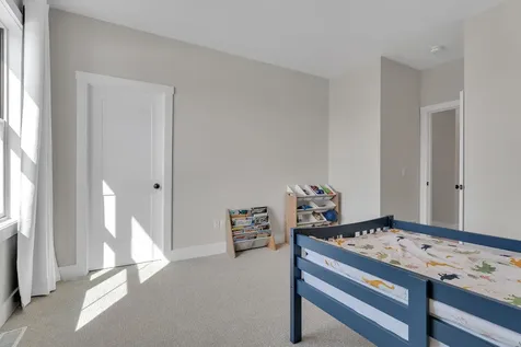 92 Elmore Street Shelburne VT 05482