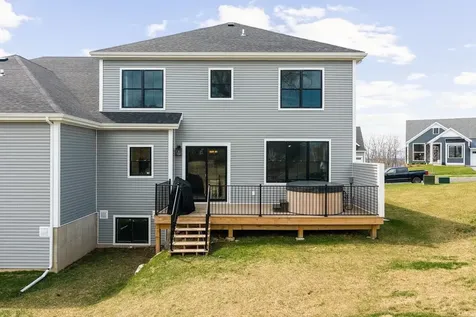 92 Elmore Street Shelburne VT 05482