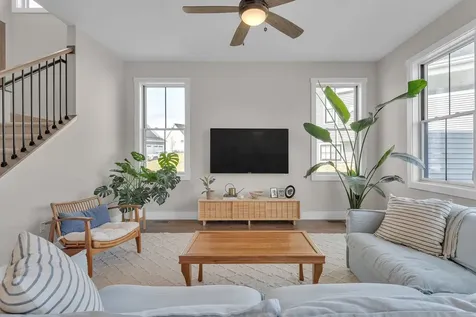 92 Elmore Street Shelburne VT 05482
