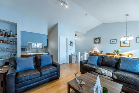 401 Old Quechee Road Hartford VT 05059